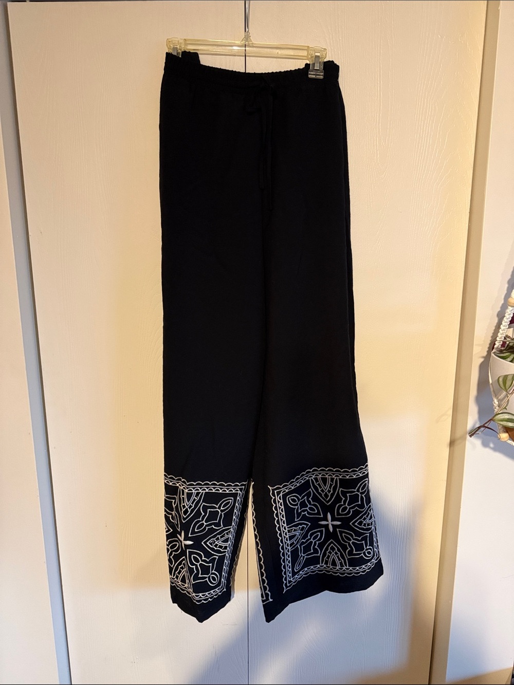 Cato Black Wide-Leg Pants with White Embroidered Panels